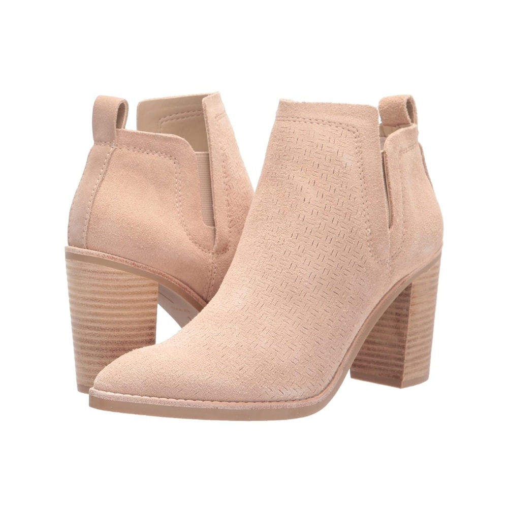 Dolce Vita Women's Sirano Pull-On Ankle Boot in Dune Suede, size 7.5